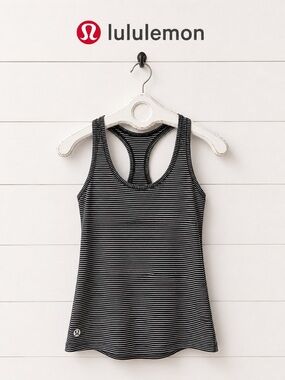 LULULEMON BLACK & WHITE STRIPED RACERBACK TANK TOP SIZE S